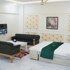 Pc Inn Executive Class Hotel، فندق في Sukkur