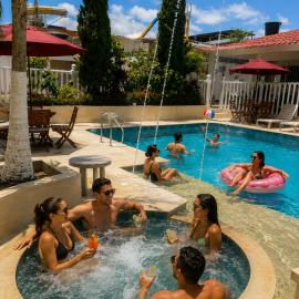 HOTEL MACEO MELGAR, hotel sa Melgar