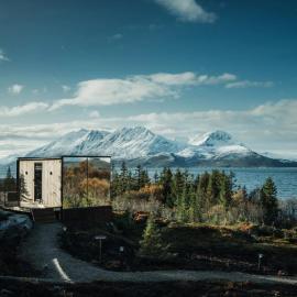 WonderInn Arctic, hotel v destinácii Utstrand