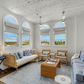 Penthouse Paradise on Palm Beach Island