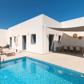 KamaresCozySuites, hotel a Livàdia