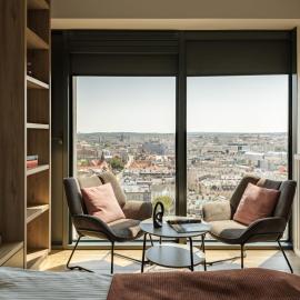 Urban Apartments Global Loft 17th Floor No 17 - Air Condition - Free Garage
