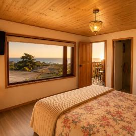 Hostal F