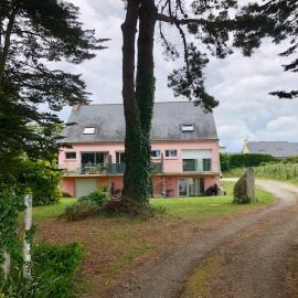 Appartement 42m2, surf et plages à 300m, Hotel in Trégunc