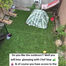 Tent at shared stunning Brownstone !, hotel a Brooklyn