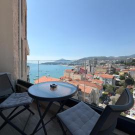 Monte Promenade Apartment, hotell i Rafailovici