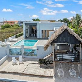 Luxury Villa Casa Koba with Private Pool & Palapa – hotel w mieście Grote Berg