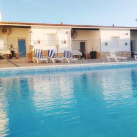 AR El ENCÍN TR-CC-00592, hotel en Valdencin