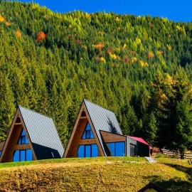 Refugio Moeciu, khách sạn ở Moieciu de Sus