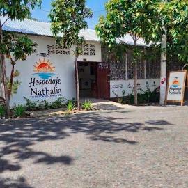 Hospedaje Nathalia โรงแรมในอากัวเดดิออส