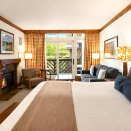 332 Lodge At Spruce Peak Ski In Ski In Ski Out King Studio By Stowe Mountain Rentals