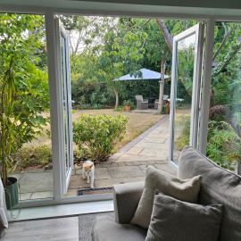 Luxury Self-Catering and Sauna - Oaks Rest, hotel in Colchester