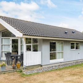 6 person holiday home in Væggerløse-By Traum, hotel v destinácii Bøtø By
