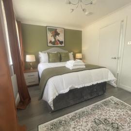 Robinhuts Beckton Accommodation