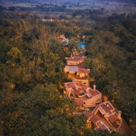The Country Club Wildlife Resorts