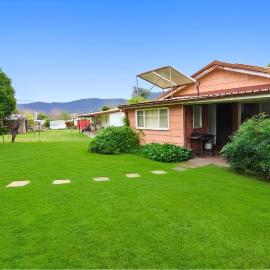 Pether Cottage - Talbingo NSW, hotelli kohteessa Talbingo