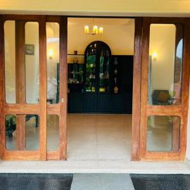 Royal Eco Lodge