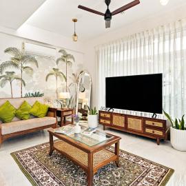 The Green Door Villa Varca Beach with Private pool