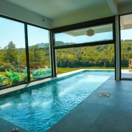 Lake & Pool Paradise