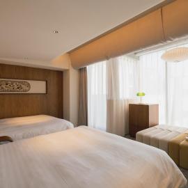 Hotel ON OFF