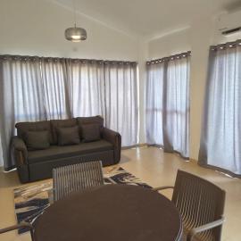 HQ Villa, Sparsh Resort Naldhe、Dhamniのホテル