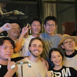 Chengdu Desti Youth Park Hostel Chunxi Road-24H Reception& English Service& Cafe& Bar& Luggage Storage& Large Public Area, hotel v destinácii Chengdu
