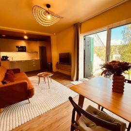 Appartement 2 pièces indépendant sous notre maison