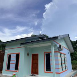 AiNi's Homestay, hotel u gradu 'Sipitang'