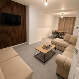 Newly Refurbished 3-Bed Sleeps 5