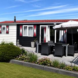 Chalet dichtbij strand Vrouwenpolder