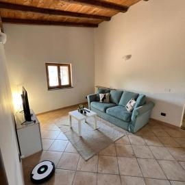Relax jacuzzi private villa and car park lago nemi, hotel a Velletri