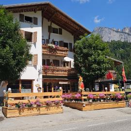 Hotel Griglieria Pizzeria Gnomo Goloso, Hotel in Stabiziane
