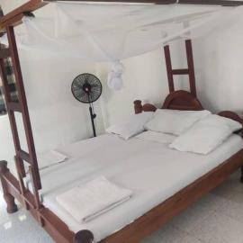 Kwetu nungwi, hotell i Kinyasini