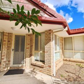 Sunnybank Hills Walkable Retreat