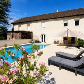 Grand Gîte familial avec piscine privée