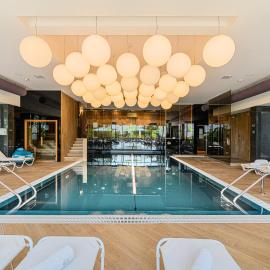 Complex Hotelier COTA O MIE, hotell i Sinaia