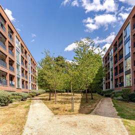 Edem Collection London Apartment, hotel in East Barnet