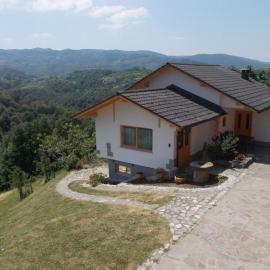 Prima Apartment、Podbočjeのホテル