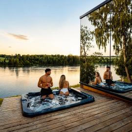 Årnes में, होटल WonderInn Riverside