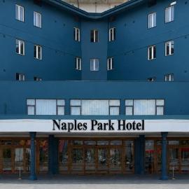 Naples Park Hotel, hotel u gradu Mariljano