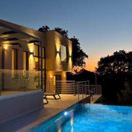Olea Tranquility Villa Vouves Chania, hotel di Kolimvárion