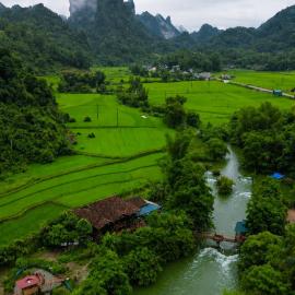 Sông Quê Homestay, hotel in Quảng Uyên