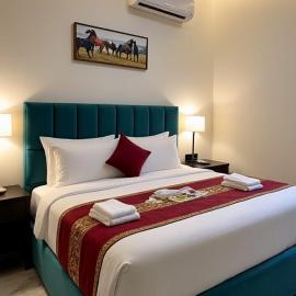 Hotel RL Ramayansh - 300 mtr From Ram Mandir Ayodhya, hotelli kohteessa Ayodhya