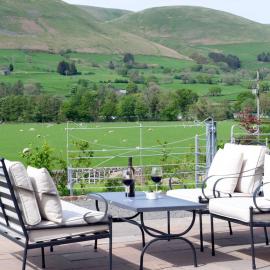 Relaxing pet friendly rural retreat