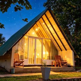 River paradise safari house - cooking class available, hotel in Udawalawe