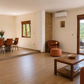 DaXeDu House, Hotel in Čolani