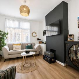 Earp House - Allerton Liverpool Stay - Sleeps 7