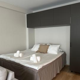 Modern studio apartment next to Matkakeskus Lahti