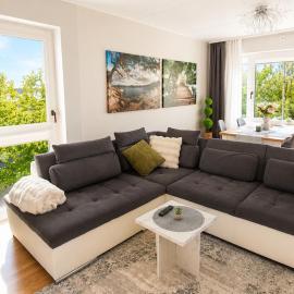 Nice 2 BR apartment, 15 min from the Old Town !