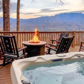 Panoramic-View Gatlinburg Cabin w/ Private Hot Tub